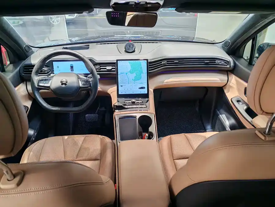 900x675_0_q87_c42_autohomecar__ChxpVmlLrpSAJX6tAAO-V74VOWY130.jpg.webp Used NIO ES8 2020 580KM Signature Edition Six-Seater Edition