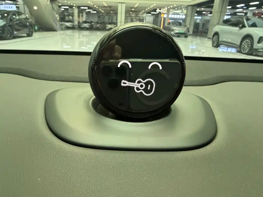 900x675_0_q87_c42_autohomecar__ChxpVmlM6oiAHrIQAAeB_LASy1w933.jpg.webp Used NIO ET5T 2024 model 75kWh Touring