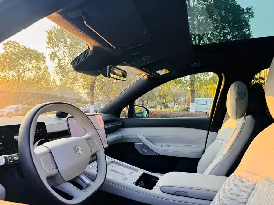 Used NIO ES6 2025 model 75kWh