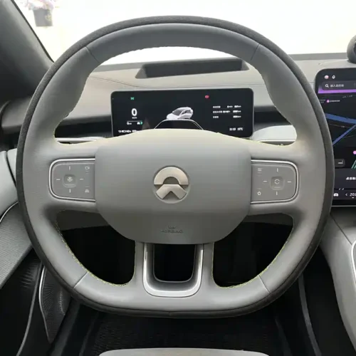 900x675_0_q87_c42_autohomecar__ChxpVmlMrbeAY__OAAUEBM7cJrI577.jpg.webp Used NIO ET5T 2025 Champion Commemorative Edition 75kWh Tourin