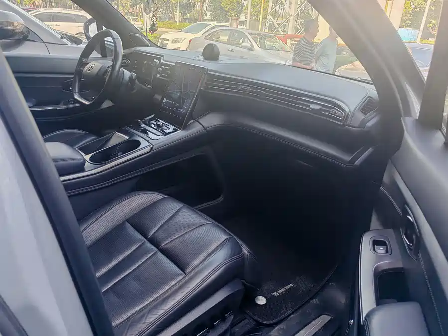 900x675_0_q87_c42_autohomecar__ChxpVmlMsOeANDqmAAWFfre0Adg314.jpg.webp Used NIO ES8 2020 415KM Signature Edition Six-Seater Edition