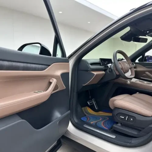 900x675_0_q87_c42_autohomecar__ChxpVmlMusmAL7reAAZG6DV6tJw769.jpg.webp Used NIO ES8 2023 100kWh Executive Edition