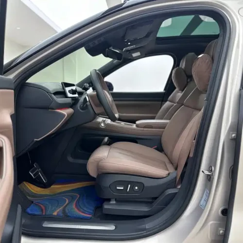 900x675_0_q87_c42_autohomecar__ChxpVmlMusuAZvO9AAcHw9OSBe8612.jpg.webp Used NIO ES8 2023 100kWh Executive Edition