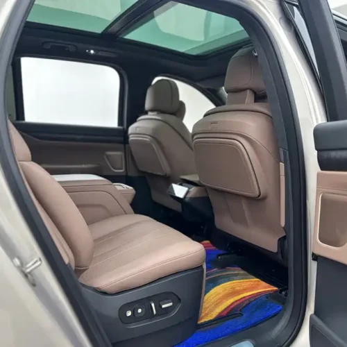 900x675_0_q87_c42_autohomecar__ChxpVmlMutmAWe2BAAZYXEYFc_s643.jpg.webp Used NIO ES8 2023 100kWh Executive Edition