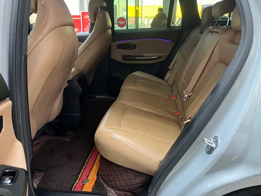 900x675_0_q87_c42_autohomecar__ChxpVmlMx3CAYFmNAAgkIgIqck0540.jpg.webp Used NIO ES6 2022 75kWh sports version