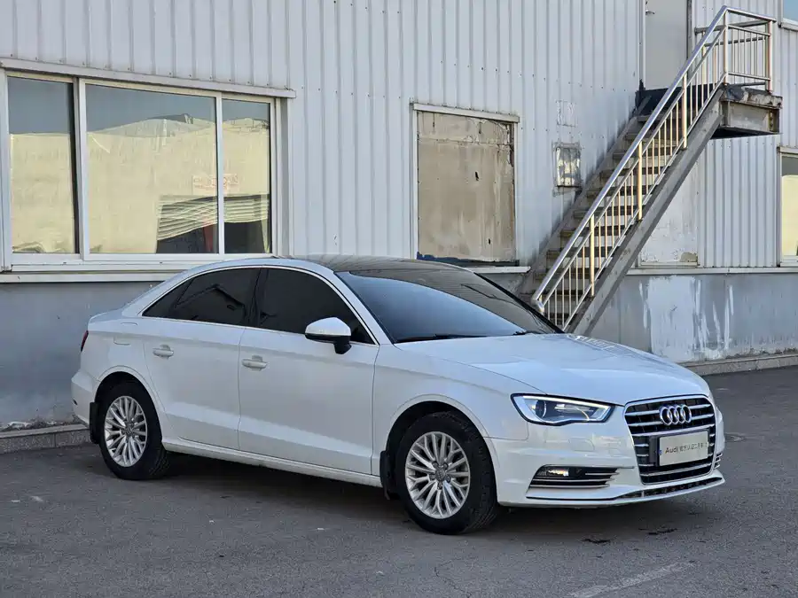 Used Audi A3 2016 Limousine 35 TFSI LinkedIn type
