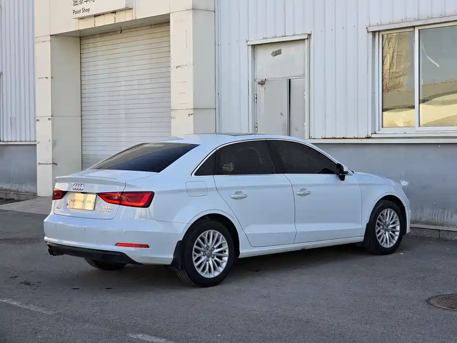 Used Audi A3 2016 Limousine 35 TFSI LinkedIn type