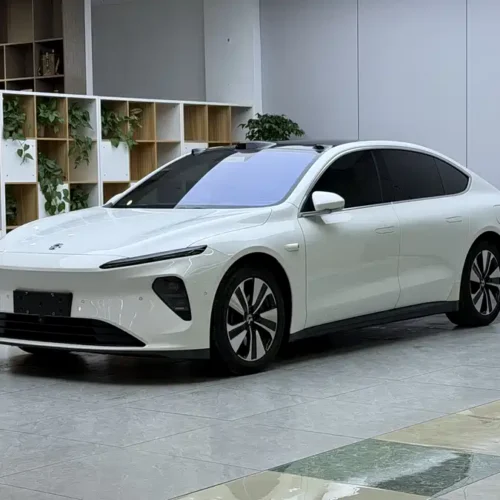 900x675_0_q87_c42_autohomecar__ChxpVmlNBUGAM4e0AAe-bTco_cw852.jpg.webp Used NIO ET7 2022 model 75kWh