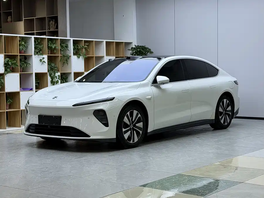 900x675_0_q87_c42_autohomecar__ChxpVmlNBUGAM4e0AAe-bTco_cw852.jpg.webp Used NIO ET7 2022 model 75kWh