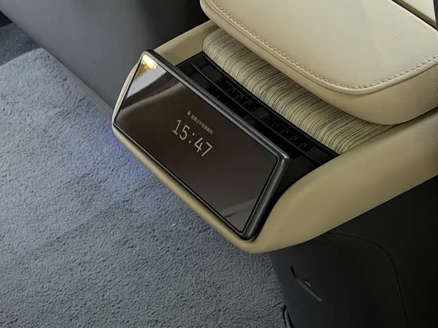 900x675_0_q87_c42_autohomecar__ChxpVmlNBUiATSdzAAgu8rdqNds868.jpg.webp Used NIO ET7 2022 model 75kWh