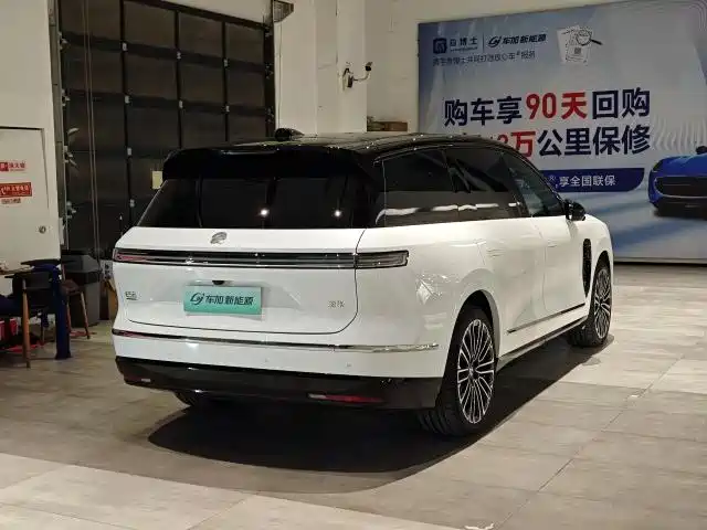 900x675_0_q87_c42_autohomecar__ChxpVmlOAT2AMEkCAAC2pyVlKRg887.jpg.webp Used NIO ES8 2026 Six-seater Executive Signature Edition