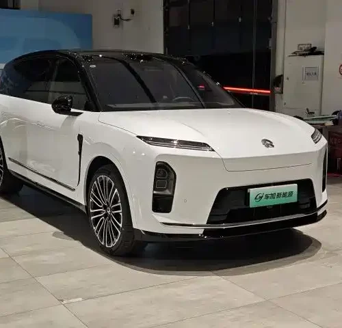 900x675_0_q87_c42_autohomecar__ChxpVmlOATuAFEPRAACpHeV-EKs023.jpg.webp Used NIO ES8 2026 Six-seater Executive Signature Edition