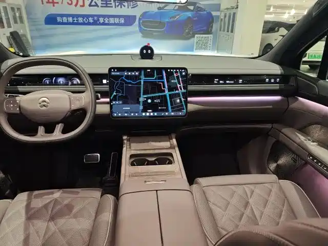 900x675_0_q87_c42_autohomecar__ChxpVmlOATyAYgRsAADTR3Mh2j0797.jpg.webp Used NIO ES8 2026 Six-seater Executive Signature Edition