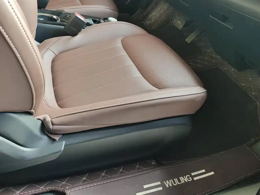 Used Wuling Bingo 2024 model 333km Lingxi Internet model