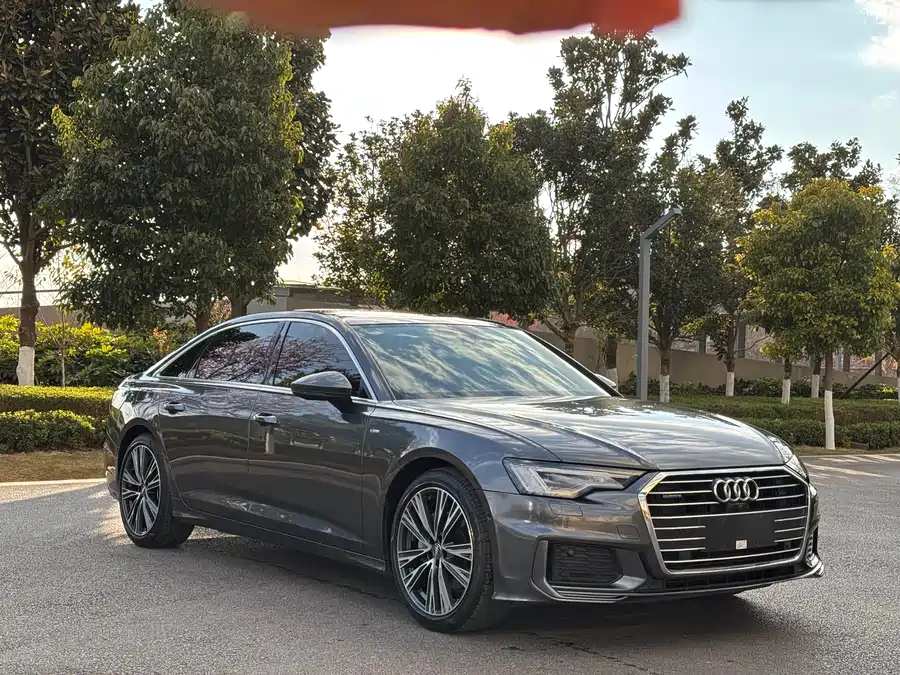 900x675_0_q87_c42_autohomecar__ChxpVmlOV4eALaF9AA8vusv13x4480.jpg.webp Used Audi A6L 2020 45 TFSI quattro exclusive dynamic model