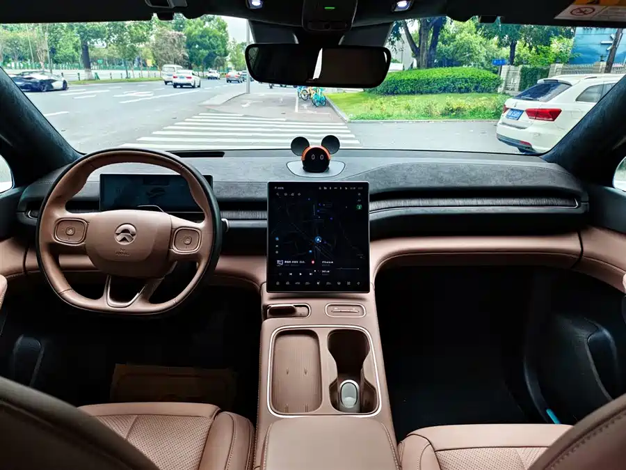 900x675_0_q87_c42_autohomecar__ChxpWGi2pESAa4WhAAIwFf_oY3o702.jpg.webp Used NIO EC6 2024 model 75kWh