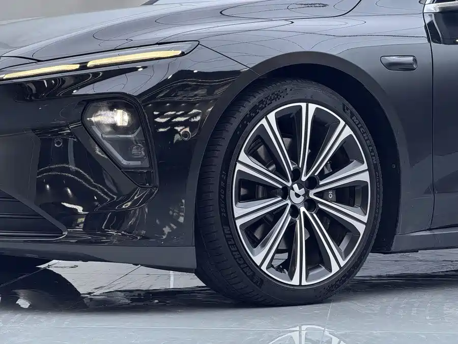 900x675_0_q87_c42_autohomecar__ChxpWGi5Vh6AcR7_AAcDUEk38No606.jpg.webp Used NIO ET7 2024 100kWh Executive Edition