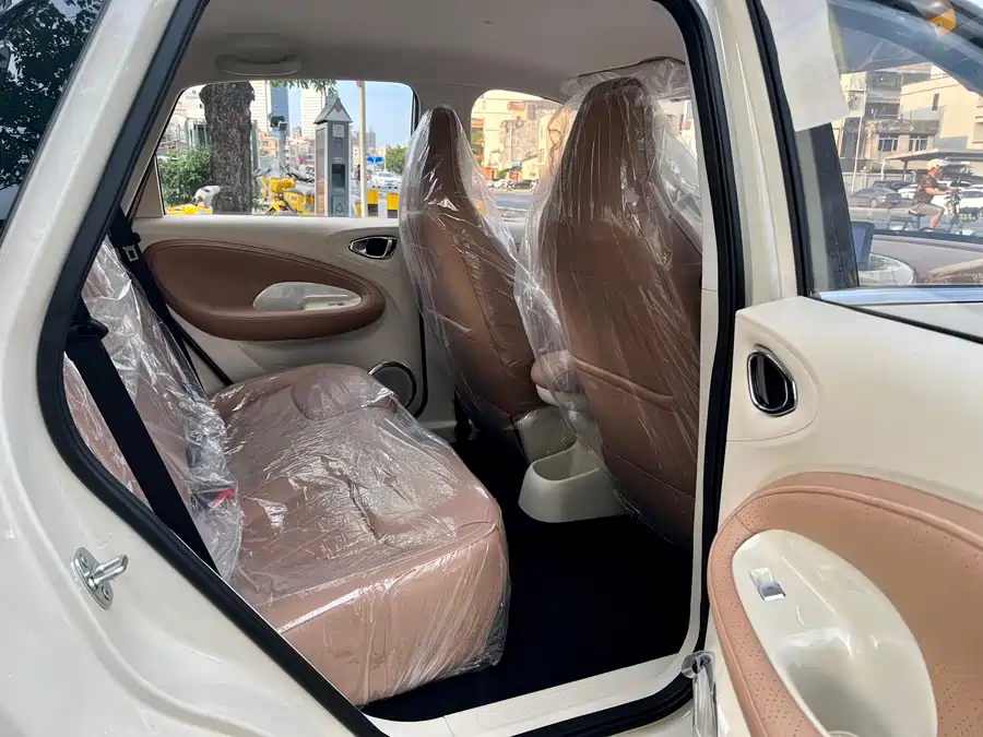 900x675_0_q87_c42_autohomecar__ChxpWGiouGSAYZPIAAjGzW9i3l8297.jpg.webp Used Wuling Bingo 2025 model 333km Yuexiang model