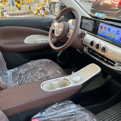 900x675_0_q87_c42_autohomecar__ChxpWGiqdAaAYS38AArEvWjhdK8839.jpg.webp Used Wuling Bingo 2025 model 333km Yuexiang model