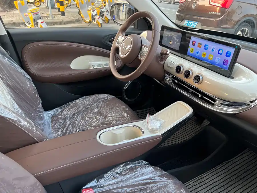 900x675_0_q87_c42_autohomecar__ChxpWGiqdAaAYS38AArEvWjhdK8839.jpg.webp Used Wuling Bingo 2025 model 333km Yuexiang model