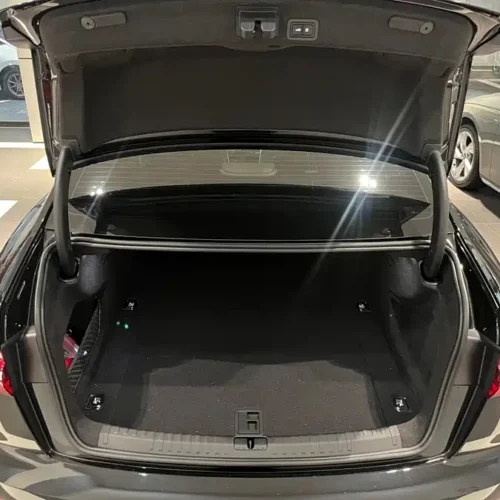 900x675_0_q87_c42_autohomecar__ChxpWGitDdSAIKVqAAkOIImJbso312.jpg.webp Used Audi A6L 2025 45 TFSI Premium Dynamic Model