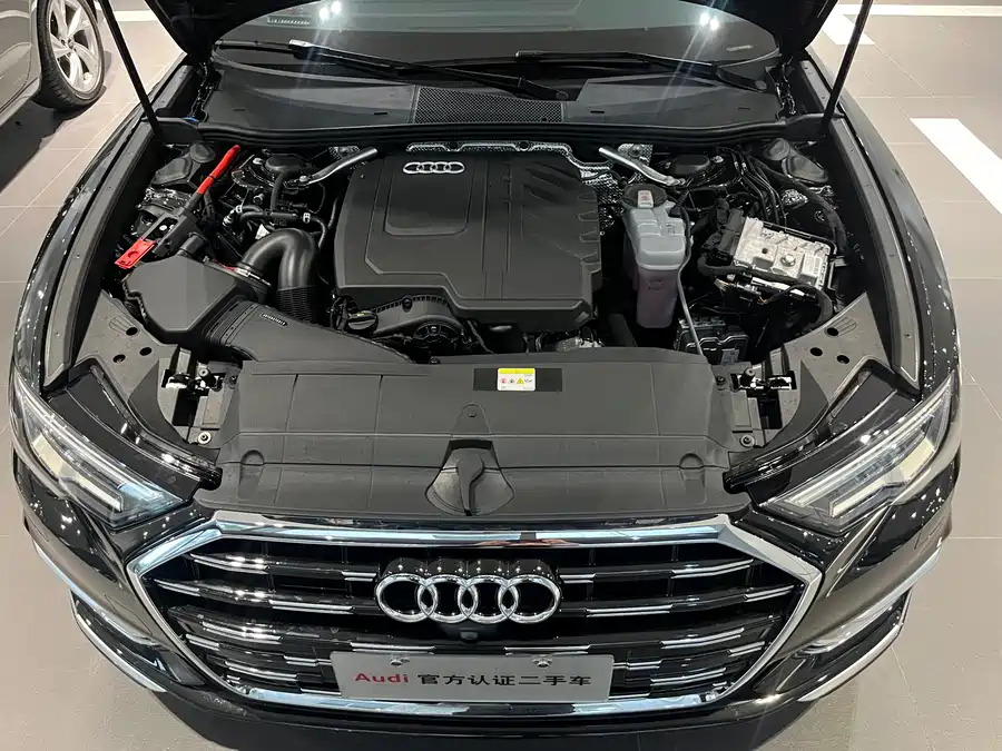 900x675_0_q87_c42_autohomecar__ChxpWGitDdWASrHuAAtAwJc7PdQ872.jpg.webp Used Audi A6L 2025 45 TFSI Premium Dynamic Model