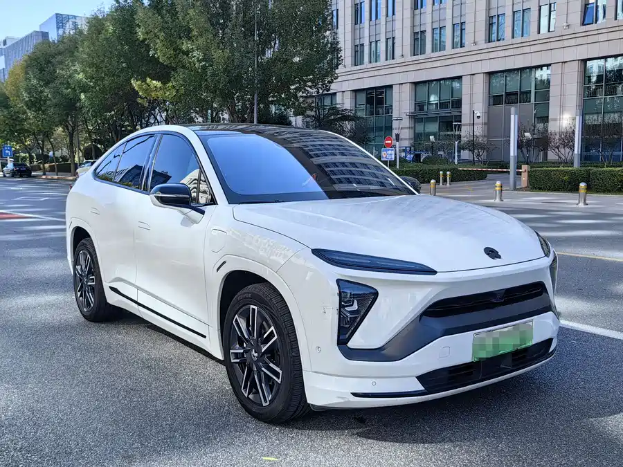 900x675_0_q87_c42_autohomecar__ChxpWGj0aByAYKSVAAr8NurIkas220.jpg.webp Used NIO EC6 2020 440KM Performance Edition