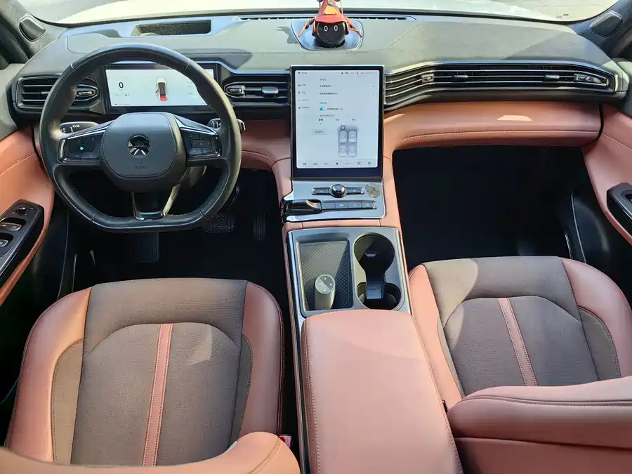 900x675_0_q87_c42_autohomecar__ChxpWGj0aCOABhPNAAeY1GHICJk795.jpg.webp Used NIO EC6 2020 440KM Performance Edition