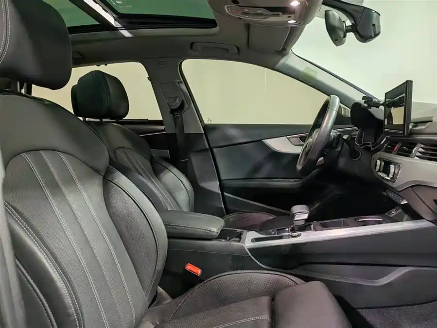 Used Audi A4L 2020 40 TFSI luxury and dynamic model