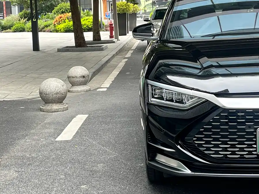 900x675_0_q87_c42_autohomecar__ChxpWGj7kI2AIb2RAAsg-x66XXk077.jpg.webp Used BYD Han 2020 DM four-wheel drive performance version luxury model