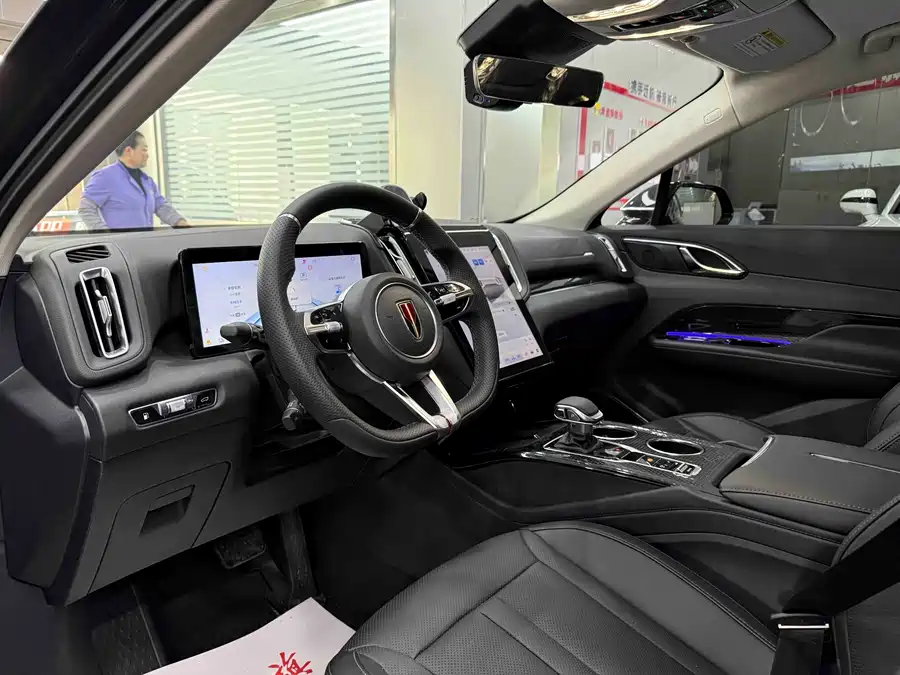 900x675_0_q87_c42_autohomecar__ChxpWGj8LxOAKdqGAAiWSXBv7K0254.jpg.webp Used Hongqi HS3 PHEV 2024 115km Jinwei Edition