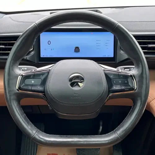 900x675_0_q87_c42_autohomecar__ChxpWGj9yXeAPvdbAAkT-iS4kXE033.jpg.webp Used NIO ES8 2020 580KM six-seater version