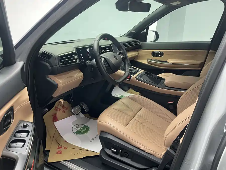 900x675_0_q87_c42_autohomecar__ChxpWGjgwACAWUdSAAYlgTRpWH8197.jpg.webp Used NIO ES8 2020 580KM seven-seater version