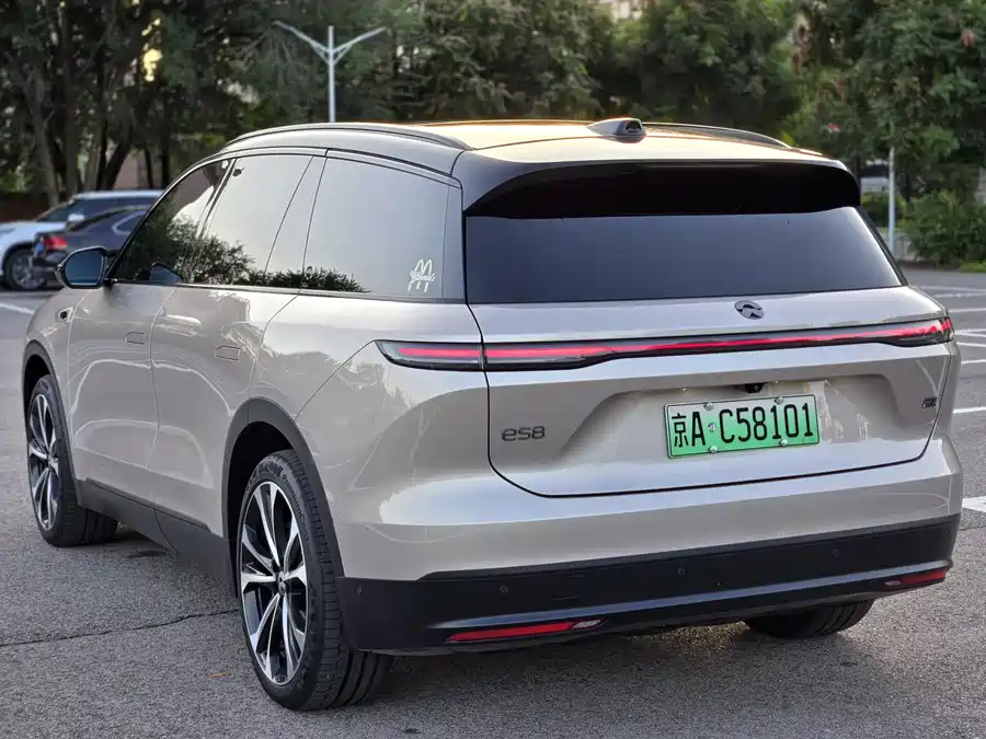 900x675_0_q87_c42_autohomecar__ChxpWGjmRtWAOuKXAAYkw1guURg352.jpg.webp Used NIO ES8 2024 model 75kWh