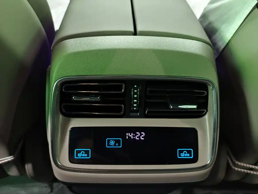 900x675_0_q87_c42_autohomecar__ChxpWGjs_AiAOWlxAAOd6_rokPk617.jpg.webp Used BYD Han 2025 EV 701KM lidar smart driving model