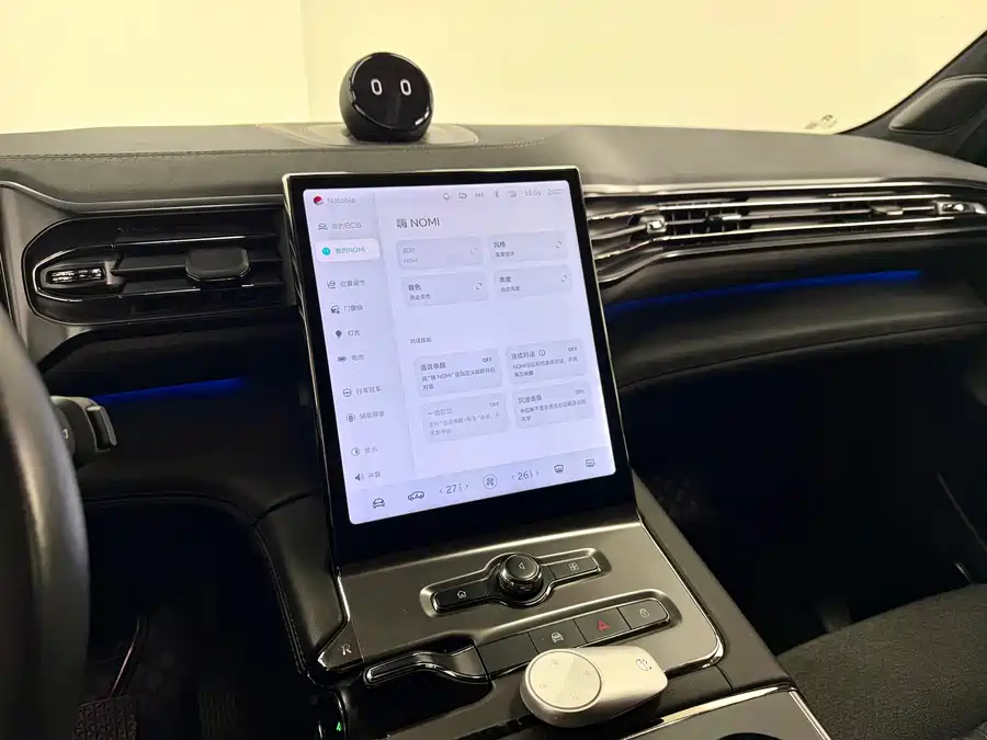 900x675_0_q87_c42_autohomecar__ChxpWGk-N1eAfUC7AAcSpTf8IsY729.jpg.webp Used NIO EC6 2020 440KM Performance Edition