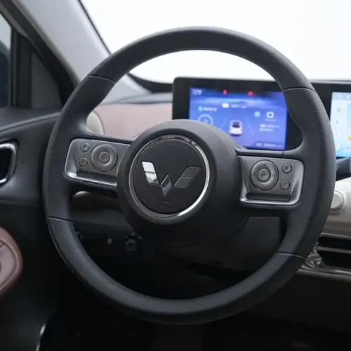 900x675_0_q87_c42_autohomecar__ChxpWGk-ZZWAa0upAAbhArq5Trg842.jpg.webp Used Wuling Bingo 2023 model 333km Yuexiang+ model