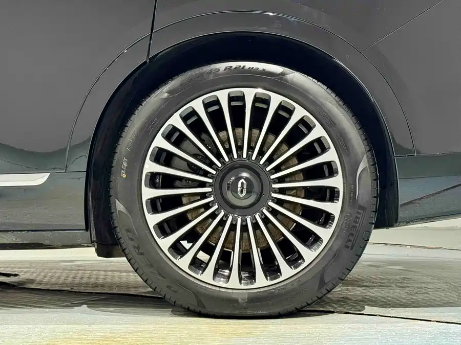 900x675_0_q87_c42_autohomecar__ChxpWGk-cEGAGINrAAlwFaxMwus808.jpg.webp Used AITO M9 2024 extended range Ultra version 42kWh 6-seater version