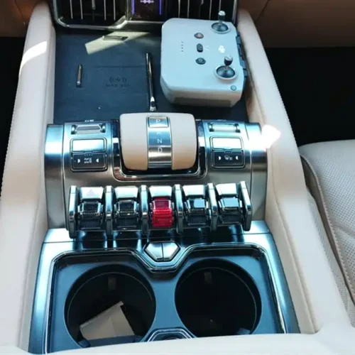 900x675_0_q87_c42_autohomecar__ChxpWGk09MeAaZgQAAG7gJ-dtOc028.jpg.webp Used BYD Leopard 8 2025 Zhiyong flagship drone version 6 seats