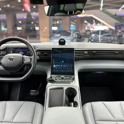 900x675_0_q87_c42_autohomecar__ChxpWGk1G6aAM11wAAlIN7kudM8322.jpg.webp Used NIO ES8 2020 580KM six-seater version