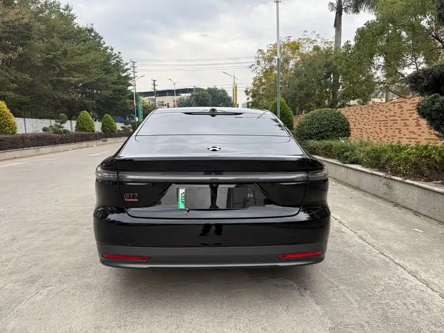900x675_0_q87_c42_autohomecar__ChxpWGk1Hf-AJyFgAAtxn6XMxk0298.jpg.webp Used NIO ET7 2022 model 100kWh first edition