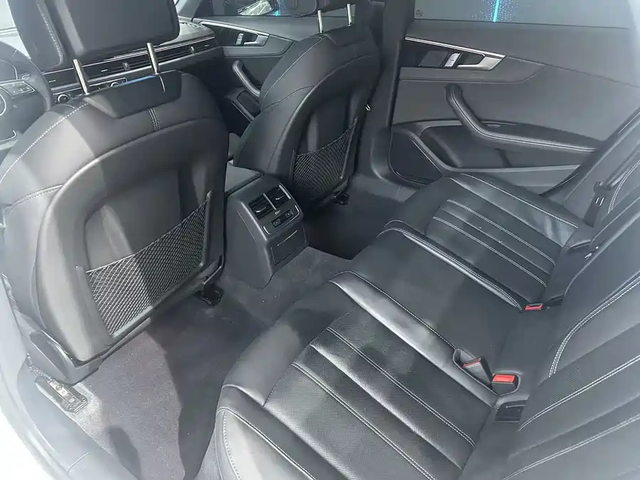 Used Audi A4L 2024 40 TFSI luxury and dynamic model