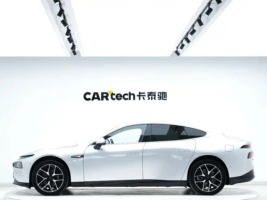 900x675_0_q87_c42_autohomecar__ChxpWGk1S8iABglHAAFf_OBmVtk742.jpg.webp Used Xpeng P7 2023 model P7i 702 Pro