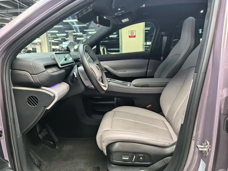 900x675_0_q87_c42_autohomecar__ChxpWGk1V-aAd4cSAAVVunDUKCU396.jpg.webp Used NIO EC6 2024 model 75kWh