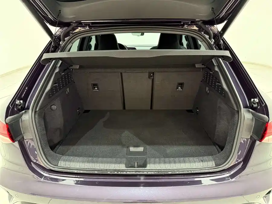 Used Audi A3 2025 Sportback 35TFSI Flying Spur Exclusive Model