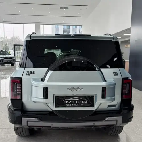 900x675_0_q87_c42_autohomecar__ChxpWGk3jfuAbBMBAAdT85I18II212.jpg.webp Used BYD Leopard 8 2025 Zhiyong flagship version 7 seats