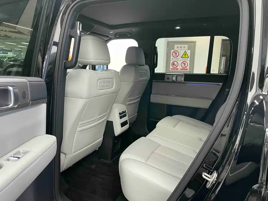 900x675_0_q87_c42_autohomecar__ChxpWGk44WyAeJQuAAeRqTlSlkM034.jpg.webp Used BYD Leopard Titanium 7 2025 190KM four-wheel drive Ultra version