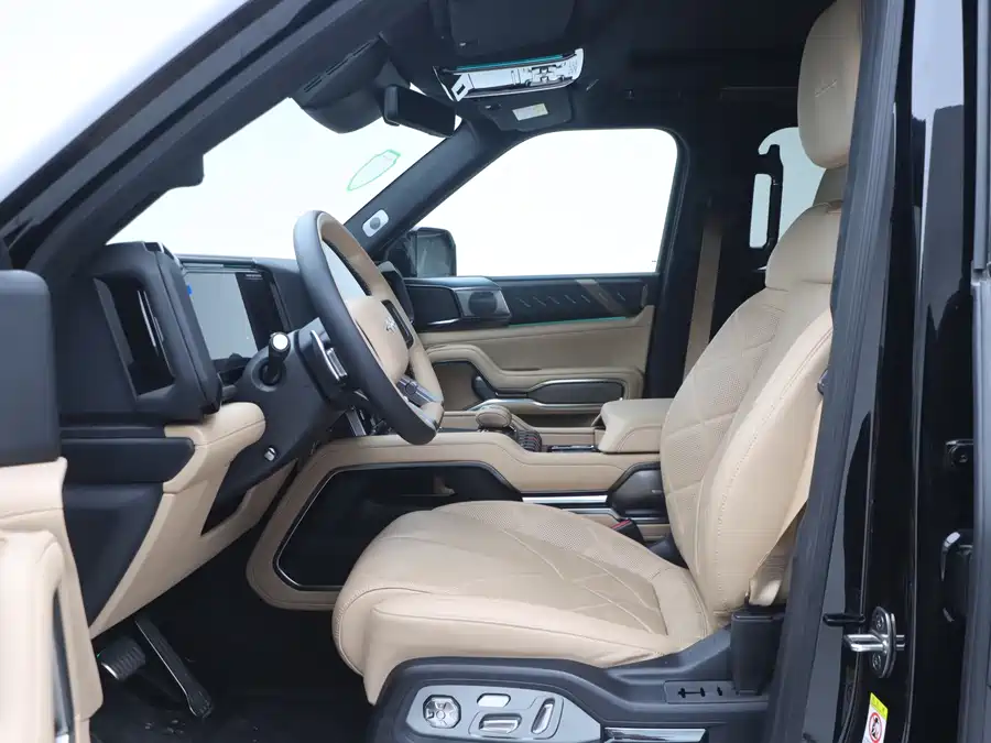 Used BYD Leopard 8 2025 Zhiyong flagship version 7 seats