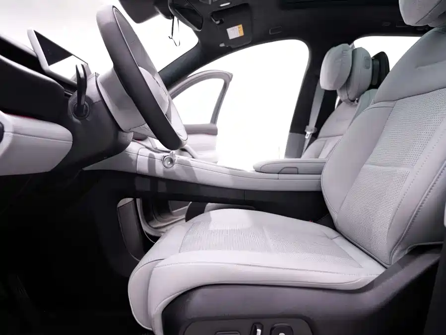 Used NIO ES6 2024 model 75kWh