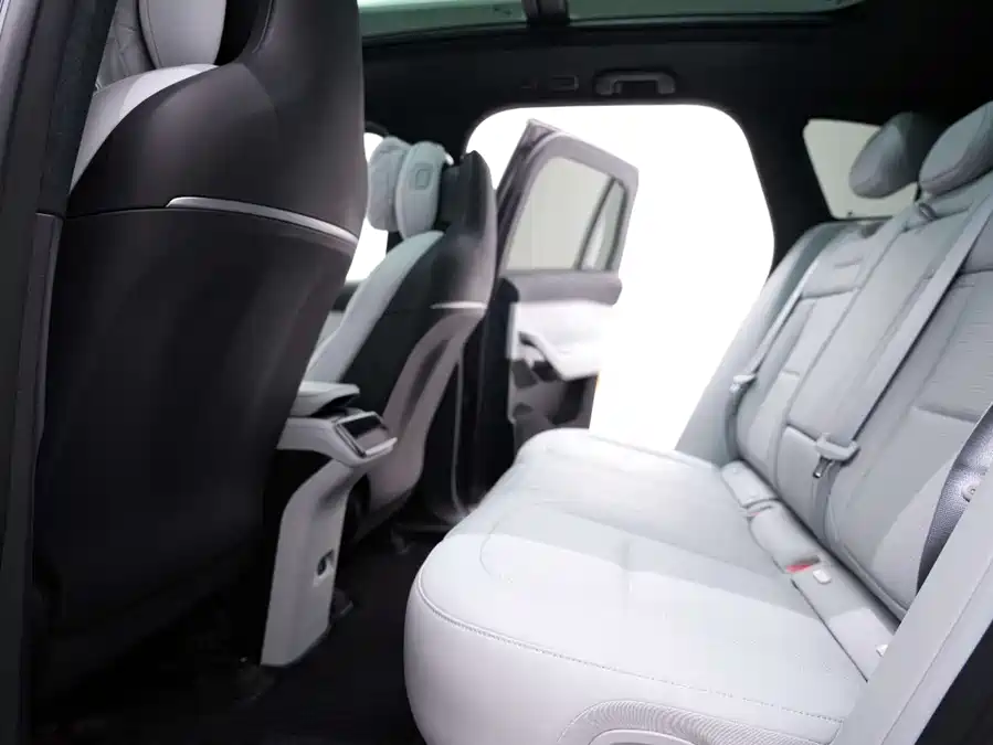 Used NIO ES6 2024 model 75kWh